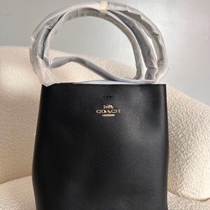Coach Bucket Bag